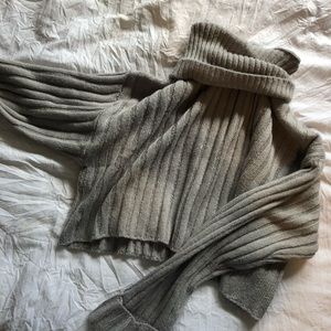 Forever 21 cropped sweater